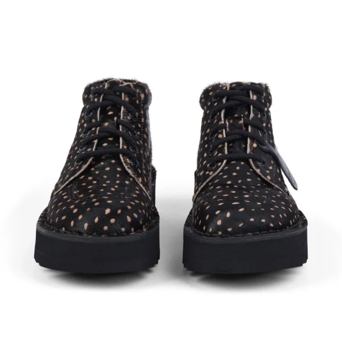 Kick Hi Stack Spot in pelle nera unisex per adulti Kick Hi Stack Spot in pelle nera unisex per adulti