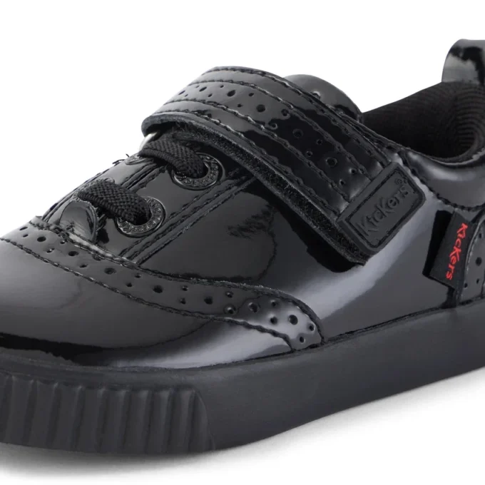 Scarpe brogue Tovni per bambine in vernice nera Scarpe brogue Tovni per bambine in vernice nera
