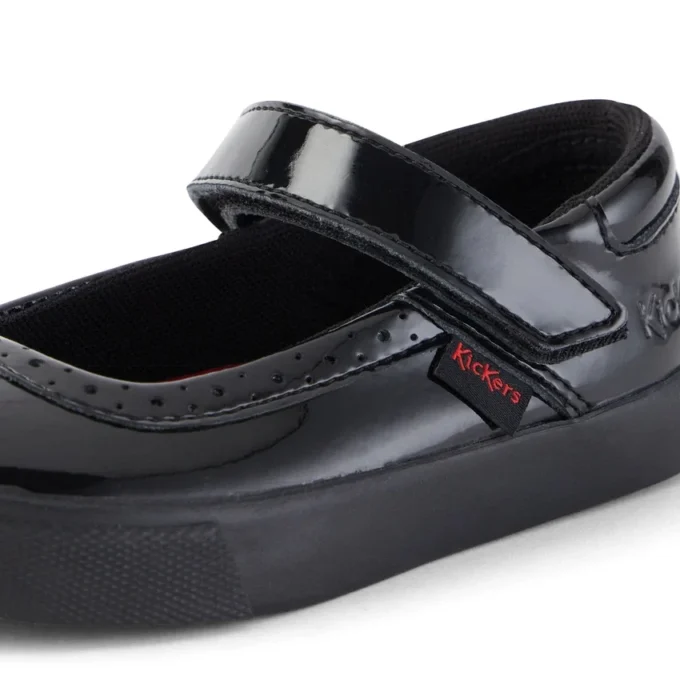 Scarpe da bambina Tovni Brogue MJ in vernice nera Scarpe da bambina Tovni Brogue MJ in vernice nera