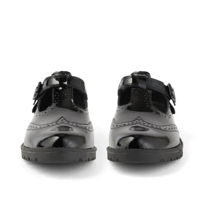 Scarpe da ragazza Lachly Brogue T-Bar in vernice nera Scarpe da ragazza Lachly Brogue T-Bar in vernice nera