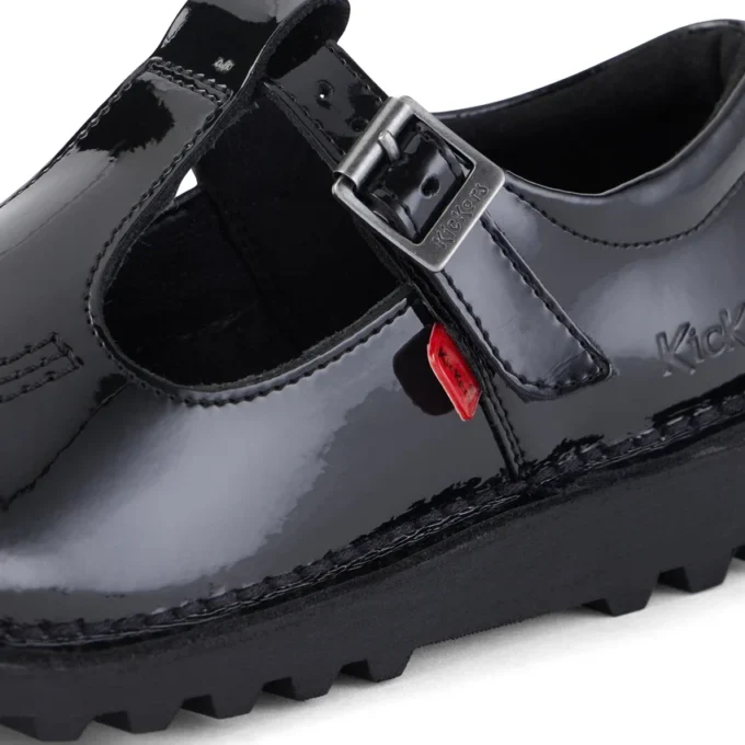 Scarpe Kick T-Bar in vernice nera da ragazza Scarpe Kick T-Bar in vernice nera da ragazza