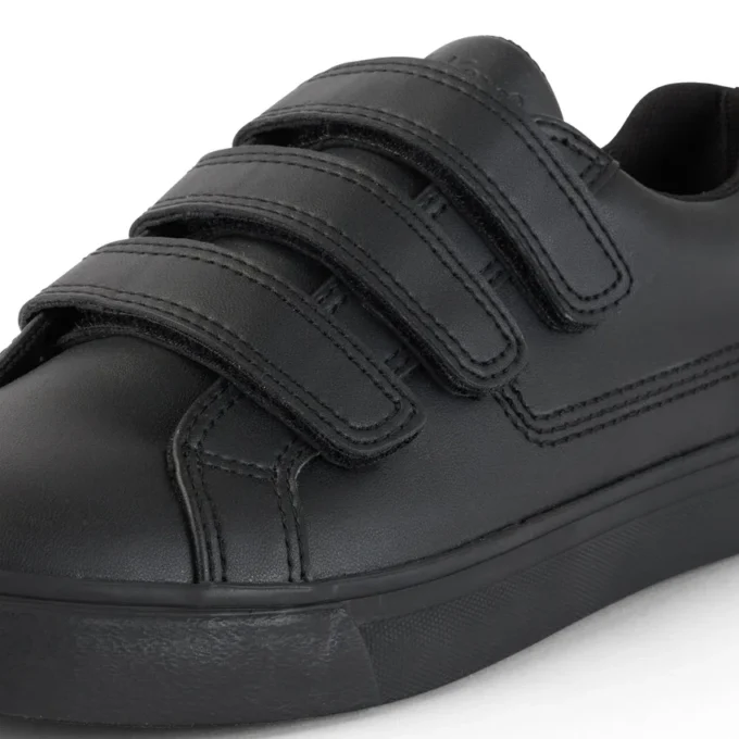 Tovni Trip in pelle alternativa nera, modello unisex per ragazzi Tovni Trip in pelle alternativa nera, modello unisex per ragazzi